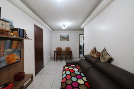 Apartamento à venda com 83m², 2 quartos e 1 vaga Apartamento à venda com 83m², 2 quartos e 1 vagaSala