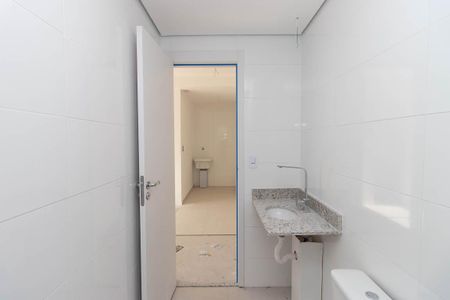 Apartamento à venda com 35m², 2 quartos e sem vaga Apartamento à venda com 35m², 2 quartos e sem vagaBanheiro