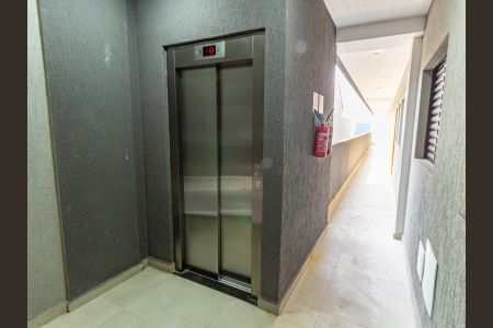 Apartamento para alugar com 30m², 1 quarto e sem vaga Apartamento para alugar com 30m², 1 quarto e sem vagaÁrea comum - Elevador