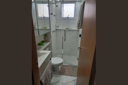 Banheiro  de apartamento à venda com 2 quartos, 45m² em Jardim Iris, São Paulo