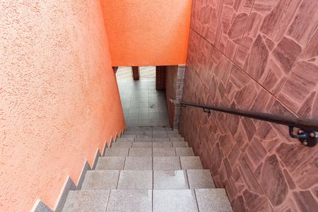 Escada de casa à venda com 2 quartos, 250m² em Jardim D’abril, Osasco