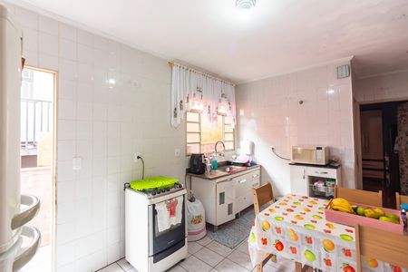 Casa à venda com 250m², 2 quartos e 1 vaga Casa à venda com 250m², 2 quartos e 1 vagaCozinha