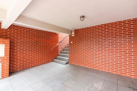 Casa à venda com 250m², 2 quartos e 1 vaga Casa à venda com 250m², 2 quartos e 1 vagaGaragem