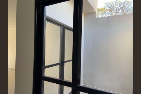 Casa de condomínio à venda com 94m², 2 quartos e 2 vagasSala - Cozinha