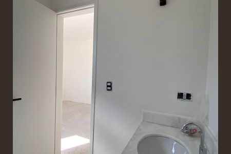 Casa de condomínio à venda com 94m², 2 quartos e 2 vagasBanheiro da Suíte 2