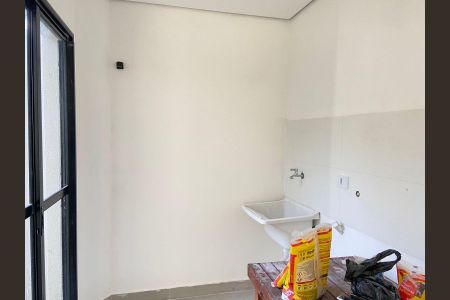 Casa de condomínio à venda com 94m², 2 quartos e 2 vagasSala - Cozinha