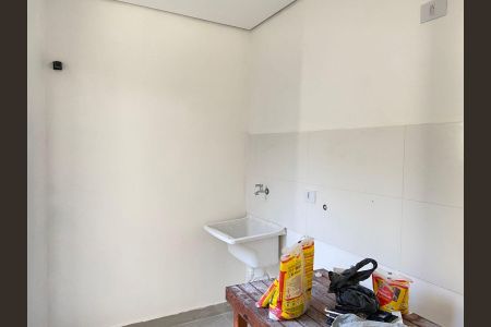 Casa de condomínio à venda com 94m², 2 quartos e 2 vagasSala - Cozinha