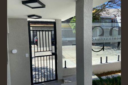 Casa de condomínio à venda com 94m², 2 quartos e 2 vagasÁrea externa - Portaria