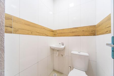 Casa para alugar com 230m², 3 quartos e 4 vagasLavabo da Garagem
