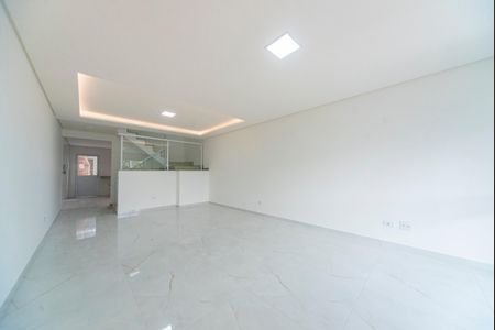 Casa para alugar com 230m², 3 quartos e 4 vagasSala
