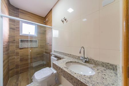 Casa para alugar com 230m², 3 quartos e 4 vagasBanheiro Social