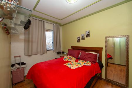 Casa à venda com 158m², 2 quartos e 2 vagasQUARTO1