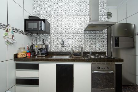 Casa à venda com 158m², 2 quartos e 2 vagasCOZINHA