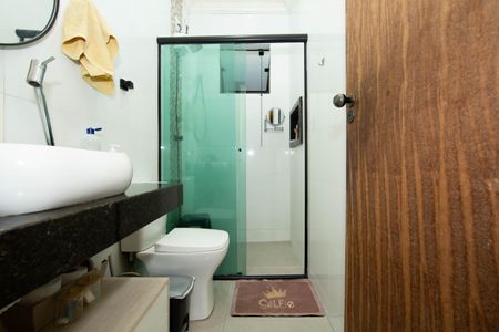 Casa à venda com 158m², 2 quartos e 2 vagasBANHEIRO1