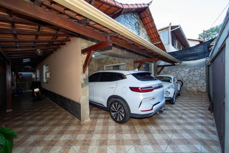 Casa à venda com 158m², 2 quartos e 2 vagasGARAGEM