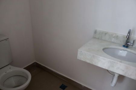 Casa de condomínio à venda com 93m², 2 quartos e 2 vagasLavabo