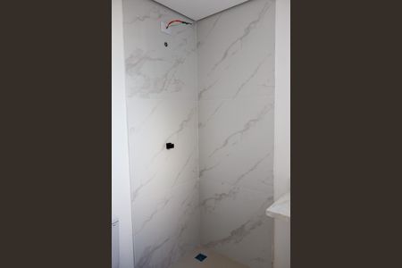 Casa de condomínio à venda com 93m², 2 quartos e 2 vagasBanheiro da Suíte 2