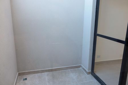 Casa de condomínio à venda com 93m², 2 quartos e 2 vagasQuintal