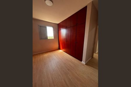 Apartamento à venda com 86m², 3 quartos e 1 vagaFoto 02