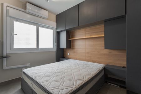 Suíte de apartamento para alugar com 2 quartos, 56m² em São Sebastião, Porto Alegre