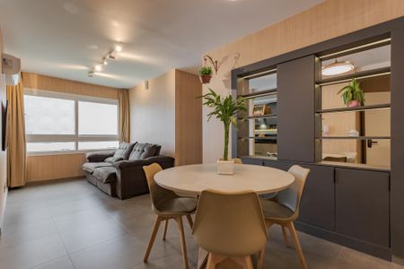 Sala de apartamento para alugar com 2 quartos, 56m² em São Sebastião, Porto Alegre