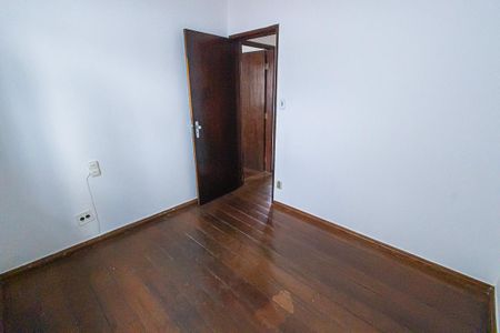 Casa de condomínio à venda com 130m², 3 quartos e 1 vagaquarto 2