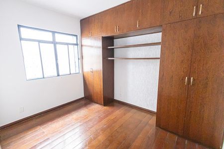 Casa de condomínio à venda com 130m², 3 quartos e 1 vagaquarto 1