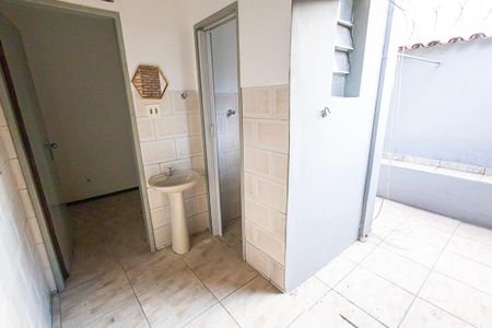 Casa de condomínio à venda com 130m², 3 quartos e 1 vagaarea privativa e de serviço