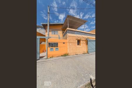 Casa à venda com 160m², 3 quartos e 1 vaga