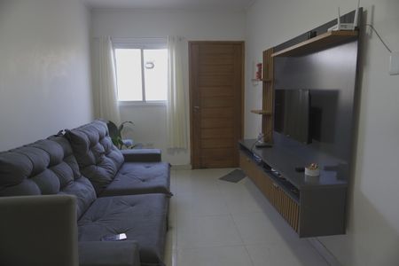 Casa de Condomínio para alugar com 2 quartos, 44m² em Guaianases, São Paulo