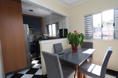 Casa à venda com 41m², 3 quartos e 1 vagacozinha