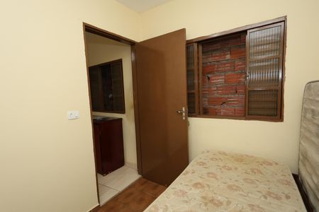 Casa à venda com 41m², 3 quartos e 1 vagaquarto 1