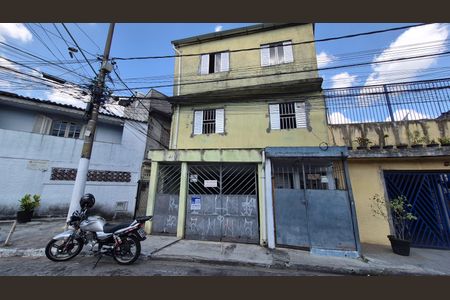 Casa à venda com 41m², 3 quartos e 1 vagaFachada