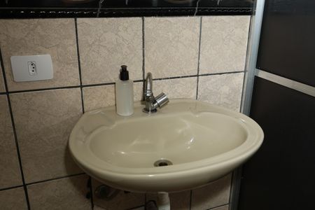 Casa à venda com 41m², 3 quartos e 1 vagaBanheiro