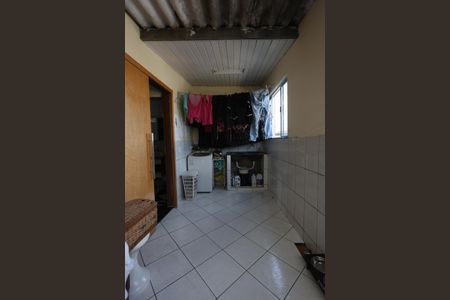 Casa à venda com 41m², 3 quartos e 1 vagaBanheiro