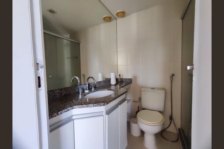 Apartamento à venda com 75m², 2 quartos e 1 vagaBanheiro social