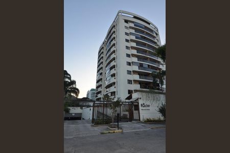 Apartamento à venda com 75m², 2 quartos e 1 vagaFachada