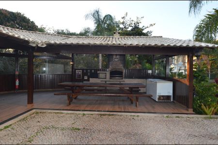 Apartamento à venda com 75m², 2 quartos e 1 vagaÁrea comum