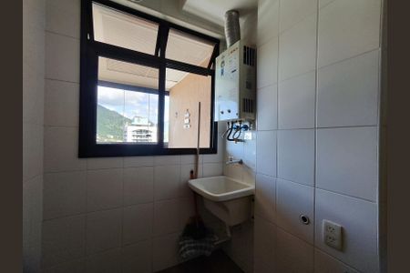 Apartamento à venda com 75m², 2 quartos e 1 vagaÁrea de serviço