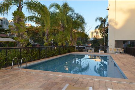 Apartamento à venda com 75m², 2 quartos e 1 vagaÁrea comum