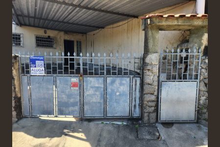 Casa para alugar com 80m², 2 quartos e sem vagaFachada