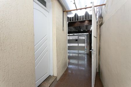 Casa para alugar com 100m², 2 quartos e 1 vagaCorredor de Entrada