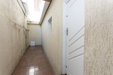 Casa para alugar com 100m², 2 quartos e 1 vagaCorredor de Entrada