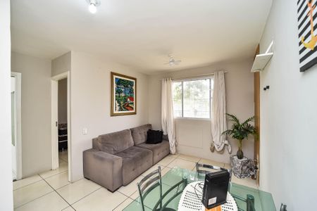 Sala de apartamento para alugar com 1 quarto, 42m² em Mário Quintana, Porto Alegre