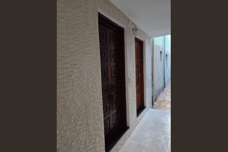 Casa à venda com 145m², 3 quartos e 2 vagasÁrea externa