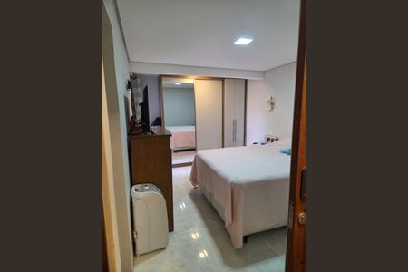 Casa à venda com 145m², 3 quartos e 2 vagasQuarto