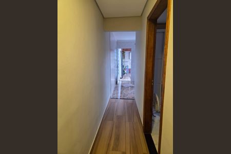 Corredor de casa à venda com 3 quartos, 145m² em Jardim Vila Formosa, São Paulo