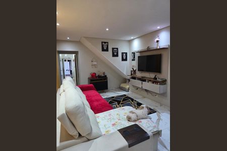 Casa à venda com 145m², 3 quartos e 2 vagasSala