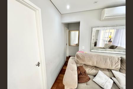 Apartamento à venda com 94m², 2 quartos e 3 vagasCorredor