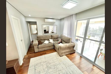 Apartamento à venda com 94m², 2 quartos e 3 vagasSala 